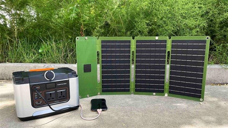 Draagbaar zonnepaneel 30W