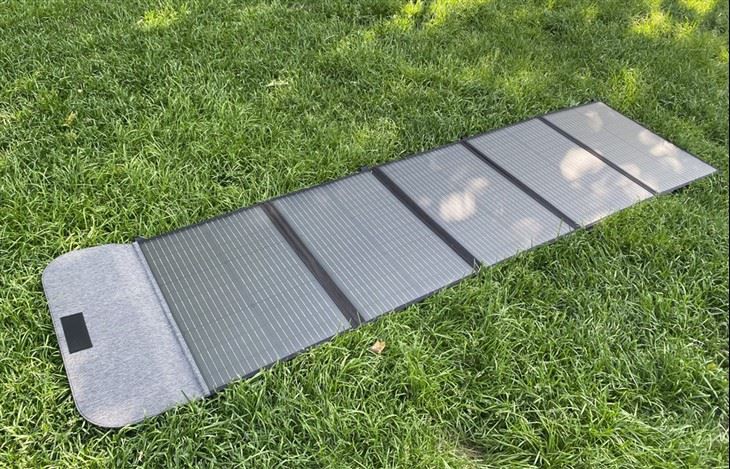 Draagbaar zonnepaneel voor draagbare krachtcentrale